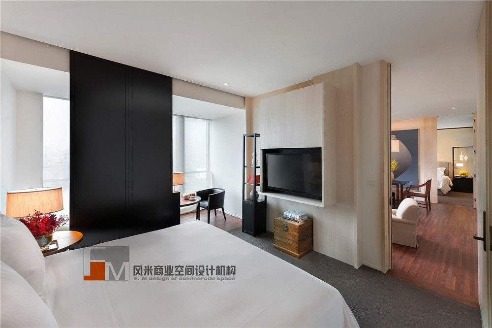 為了這家酒店，志明與春嬌從香港飛到了臺(tái)北！